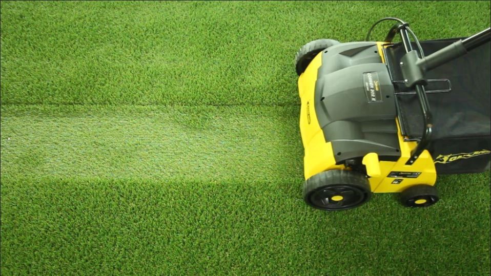 Synthetic Grass Maintenance Equipment Ltd. Roll and Comb